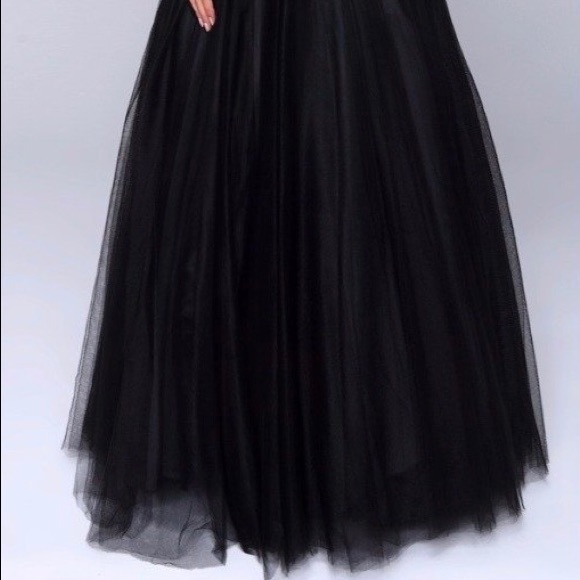 Nina Canacci Enchanting High Neck Sleeveless Black Ball Gown Dress #1247 Size 18 - Picture 2 of 11
